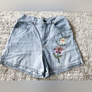 Vintage Quepasa Embroidered Jean Shorts